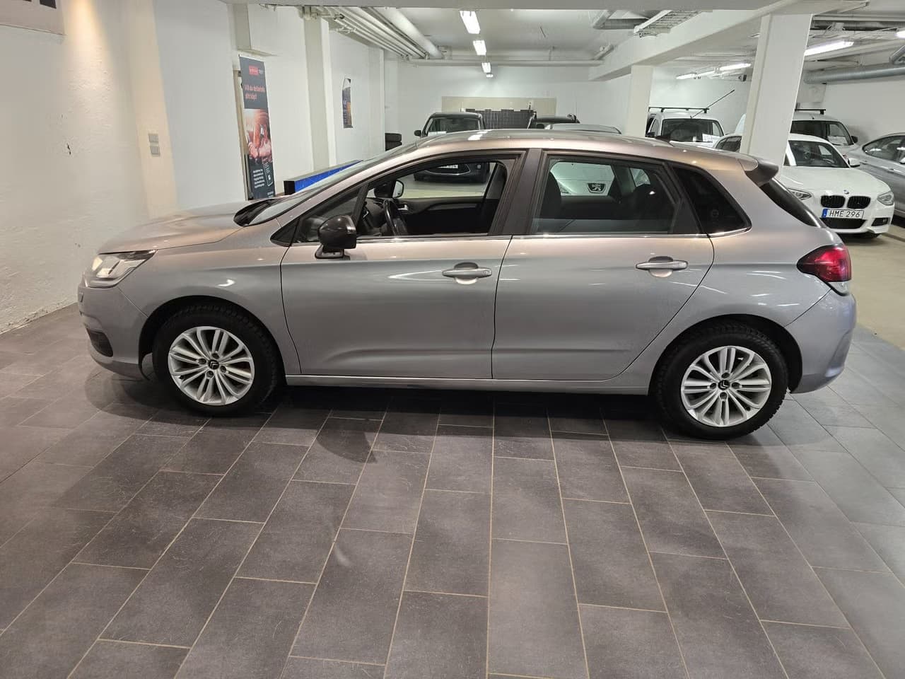 Citroen C4 — exteriörbild 8