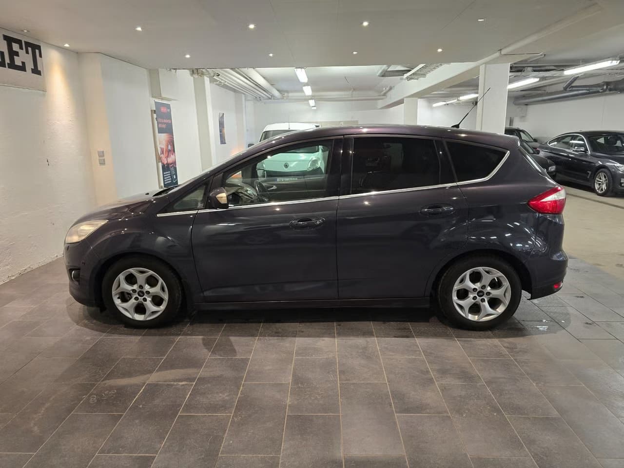Ford C-Max — exteriörbild 8