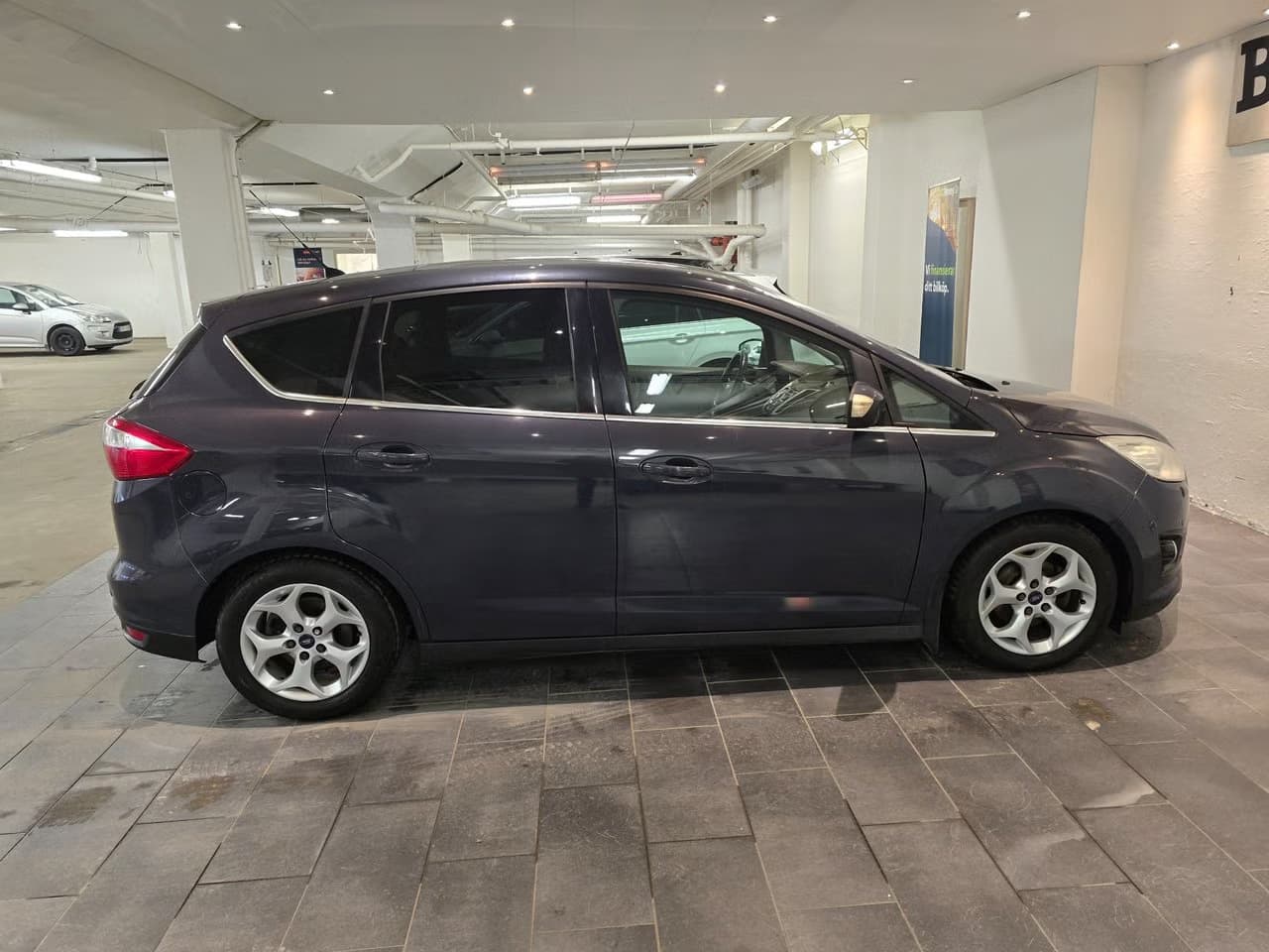 Ford C-Max — exteriörbild 9
