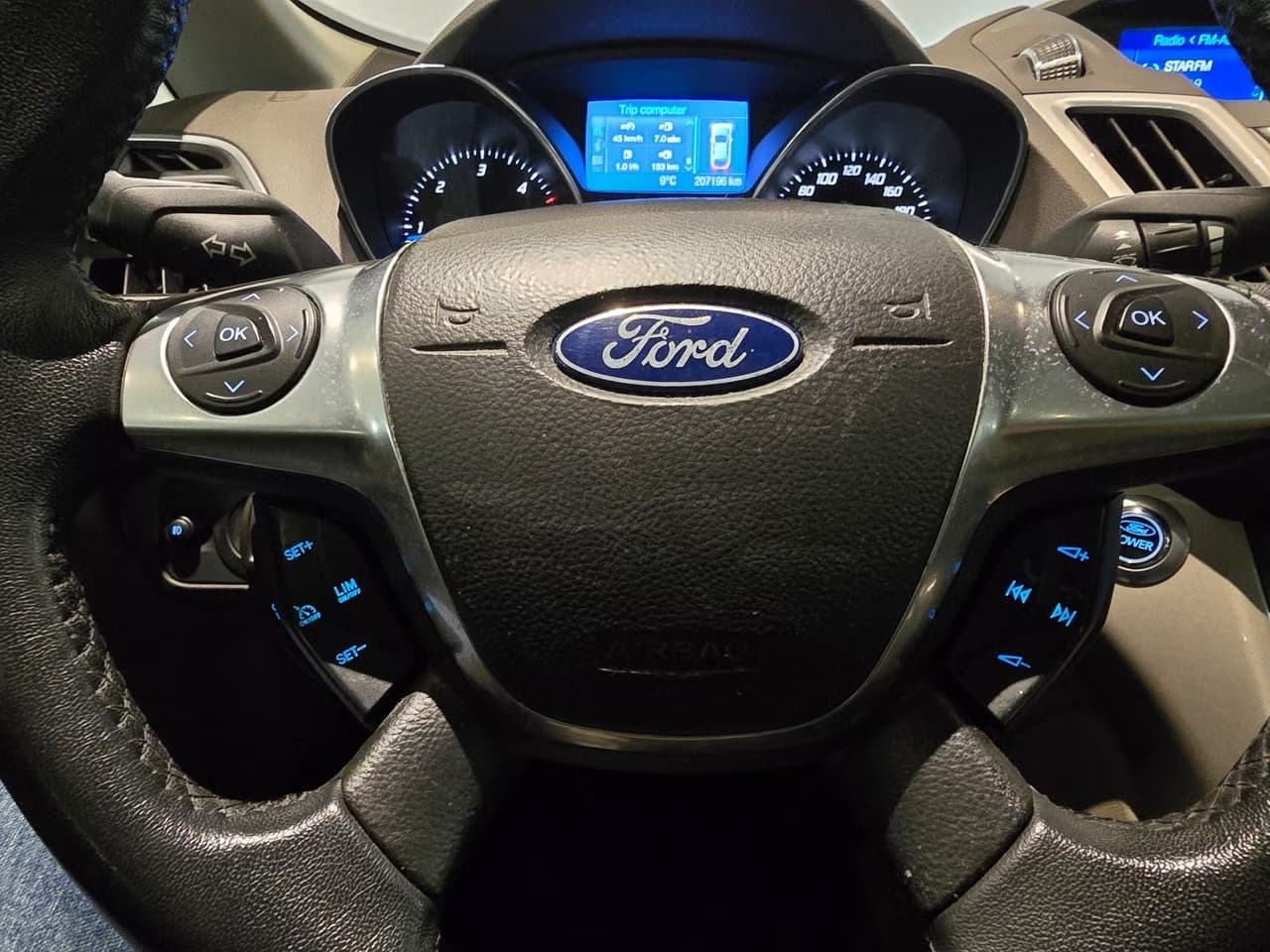Ford C-Max — exteriörbild 15