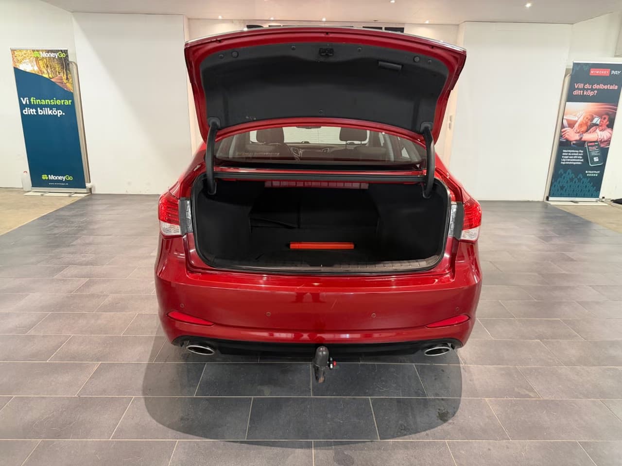 Hyundai i40 — exteriörbild 7