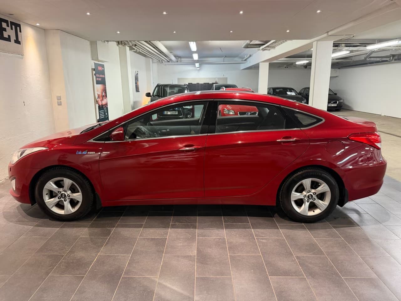 Hyundai i40 — exteriörbild 8