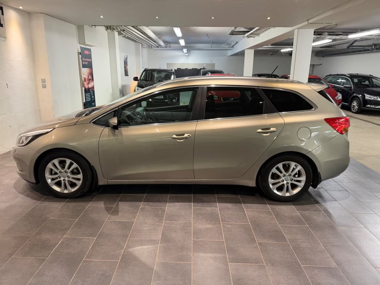 Kia Ceed — exteriörbild 6