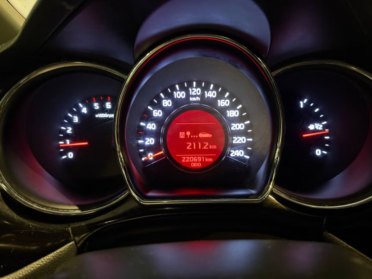Kia Ceed — exteriörbild 17