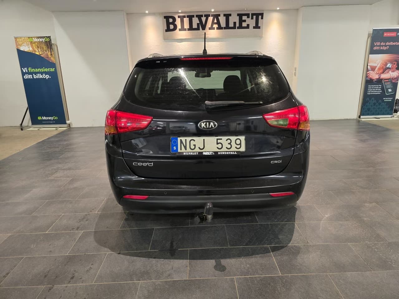Kia Ceed — exteriörbild 4
