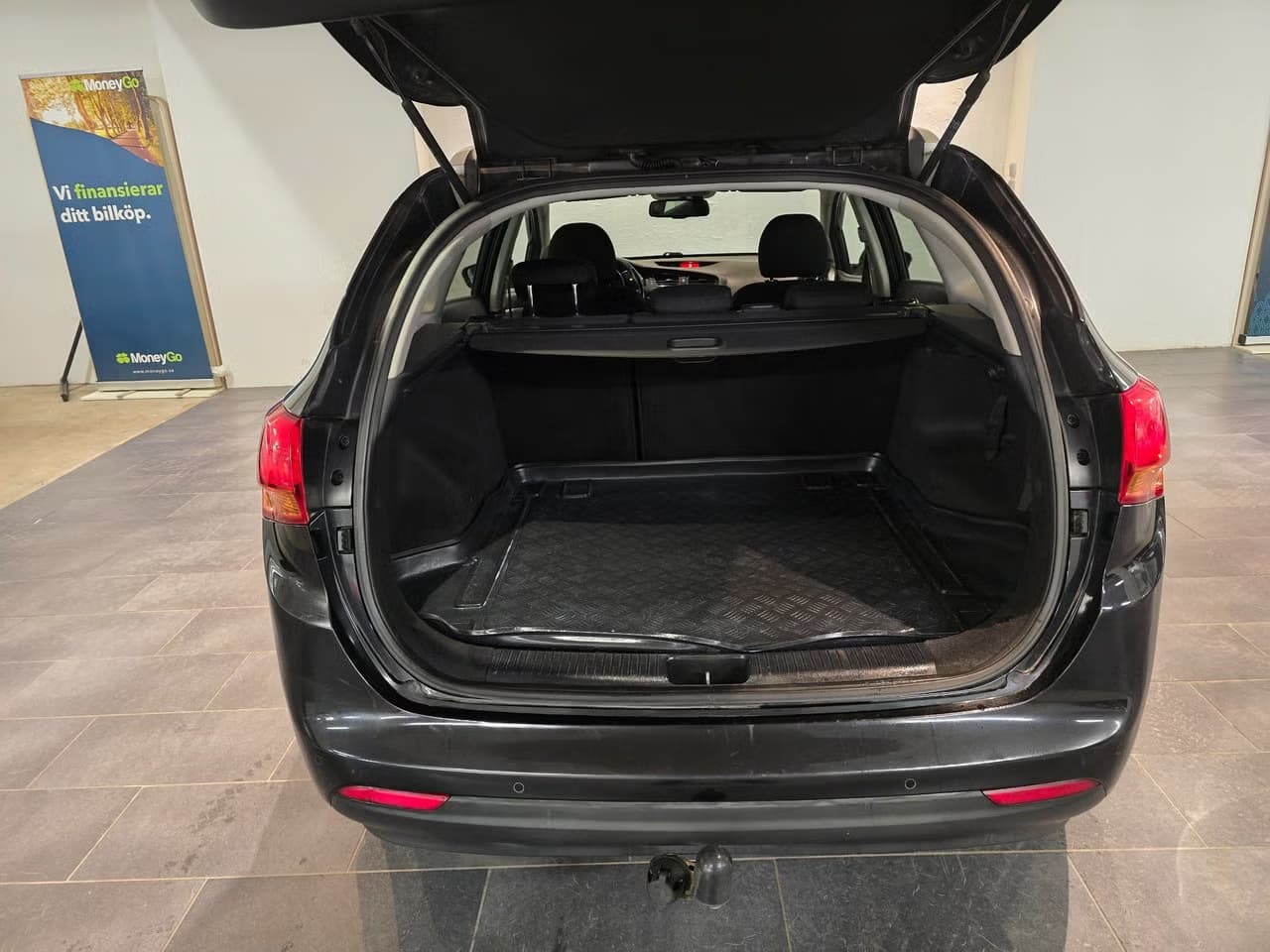 Kia Ceed — exteriörbild 5