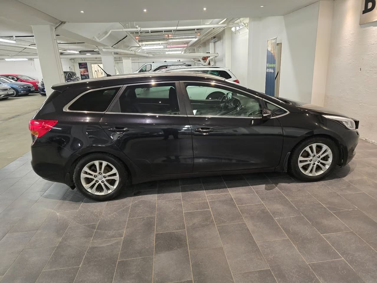 Kia Ceed — exteriörbild 9