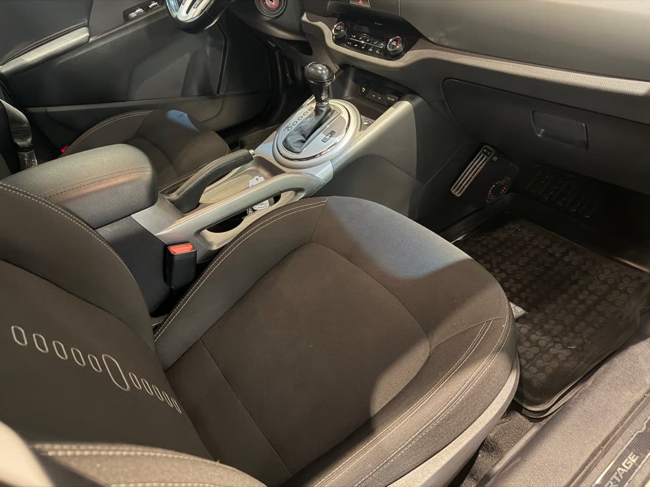 Kia Sportage — exteriörbild 13