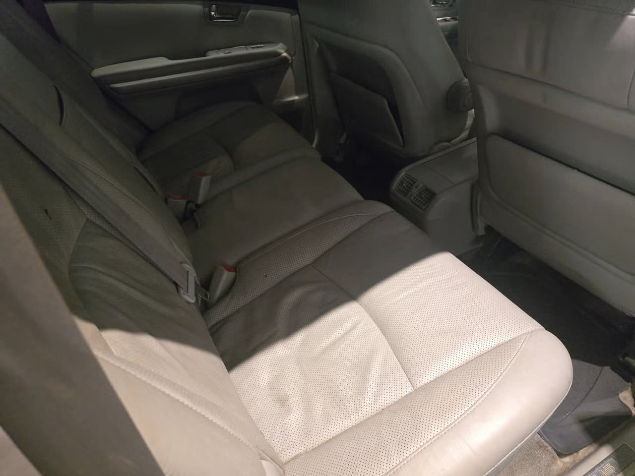Lexus RX400h — exteriörbild 13