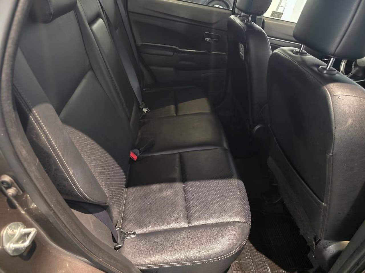 Mitsubishi ASX — exteriörbild 11