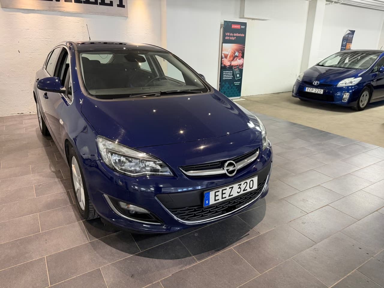 Opel Astra — exteriörbild 2
