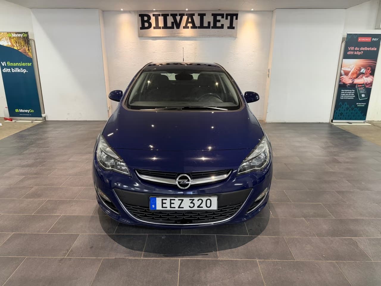 Opel Astra — exteriörbild 3
