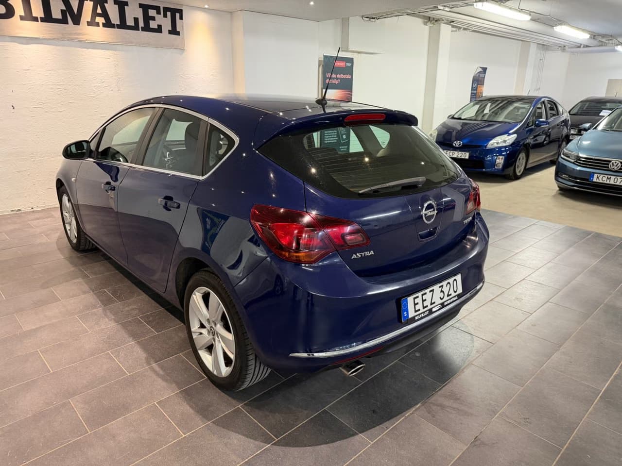 Opel Astra — exteriörbild 4