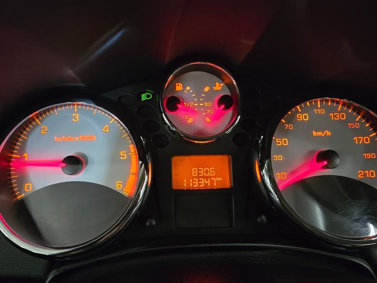 Peugeot 207 — exteriörbild 14