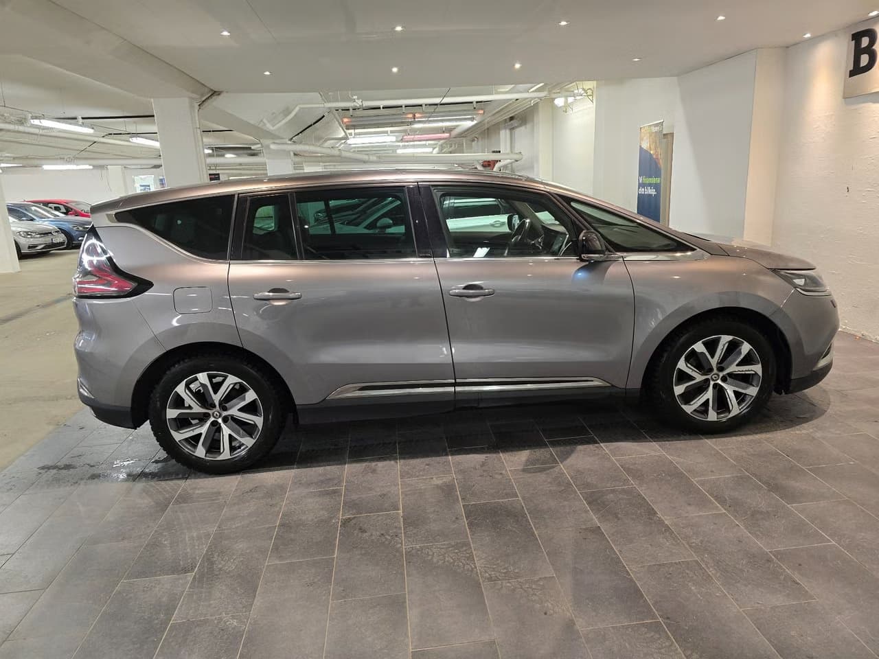 Renault Espace — exteriörbild 8