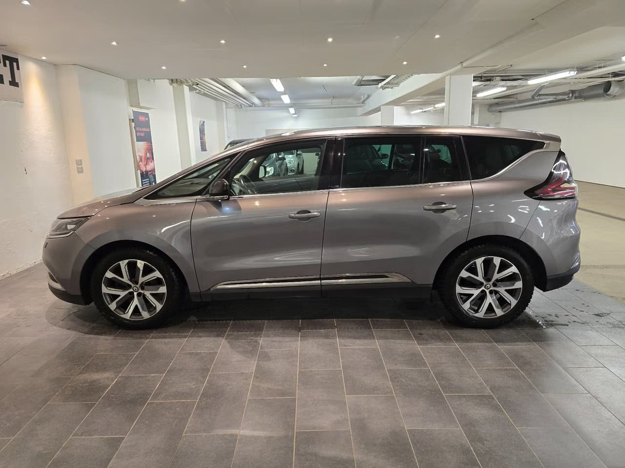 Renault Espace — exteriörbild 9