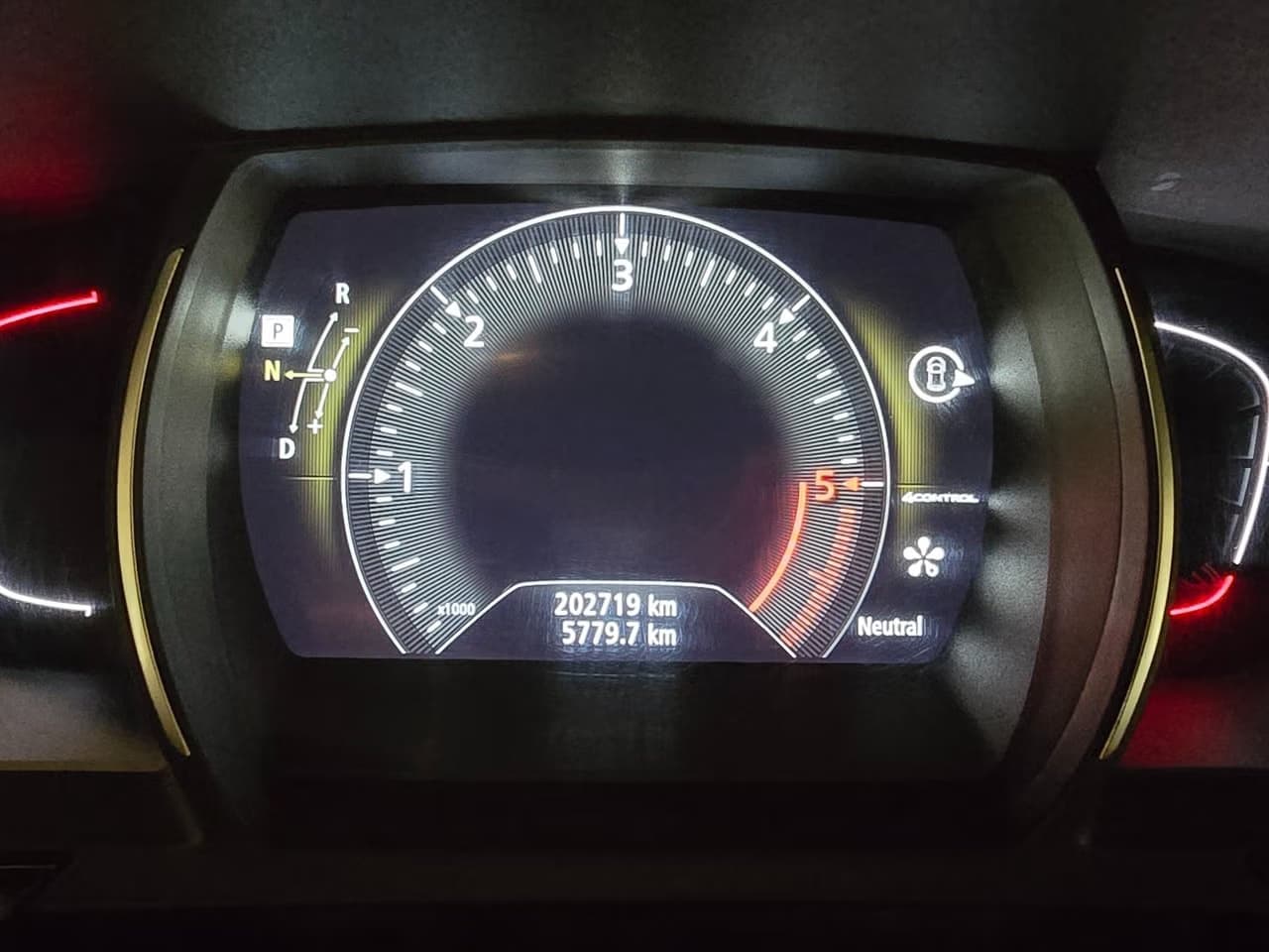 Renault Espace — exteriörbild 22