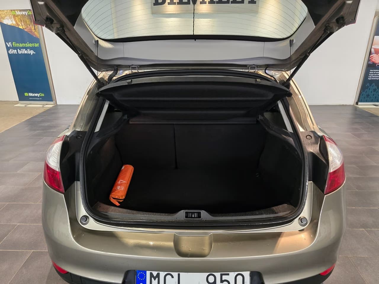 Renault Megane III — exteriörbild 9