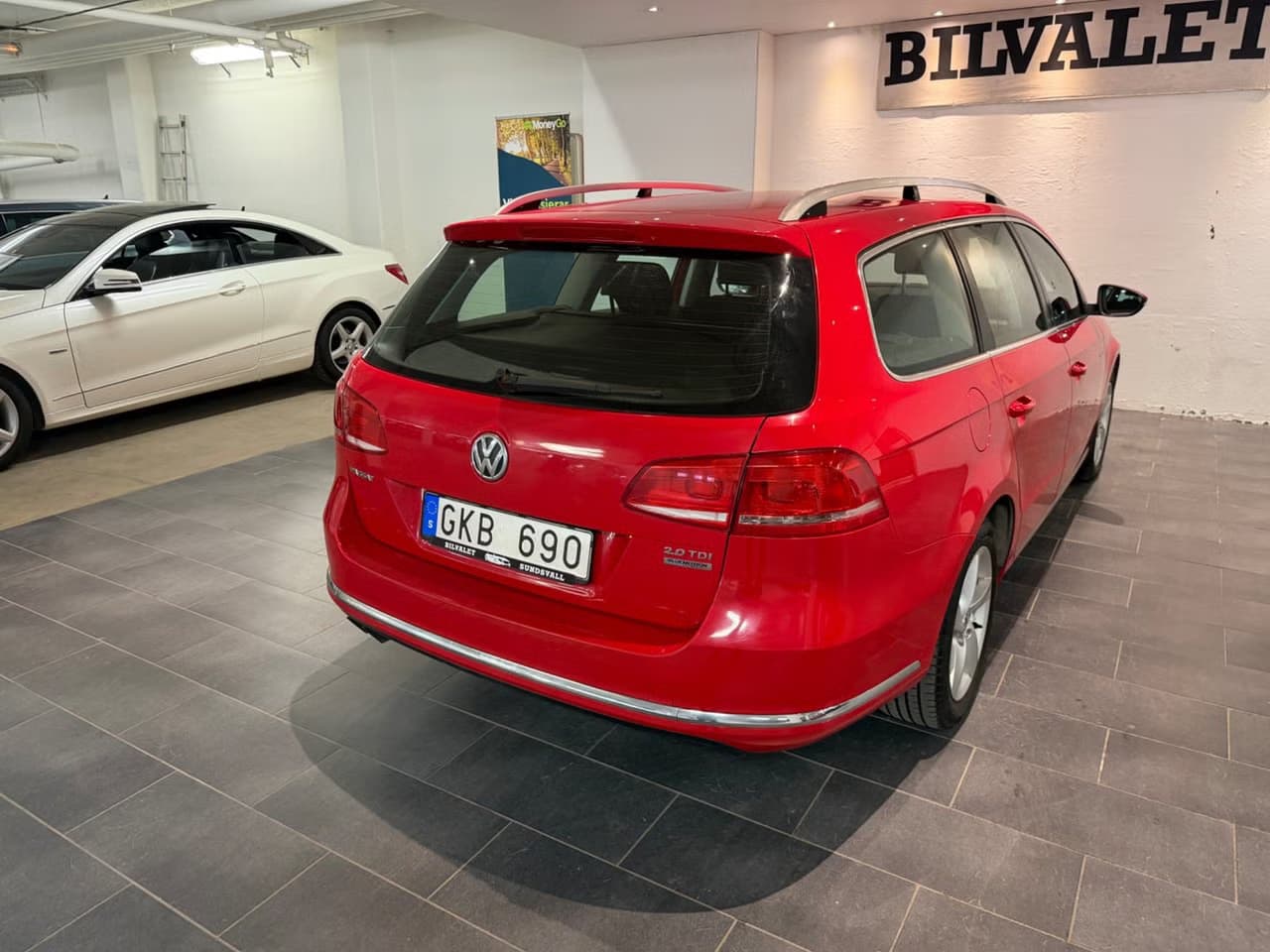 Volkswagen Passat — exteriörbild 4