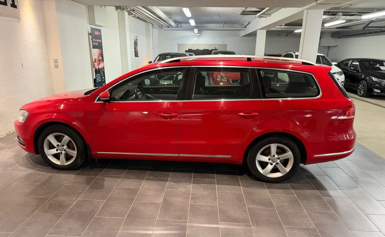 Volkswagen Passat — exteriörbild 9