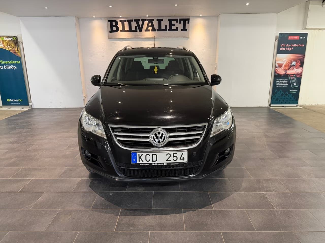 Volkswagen Tiguan — exteriörbild 2