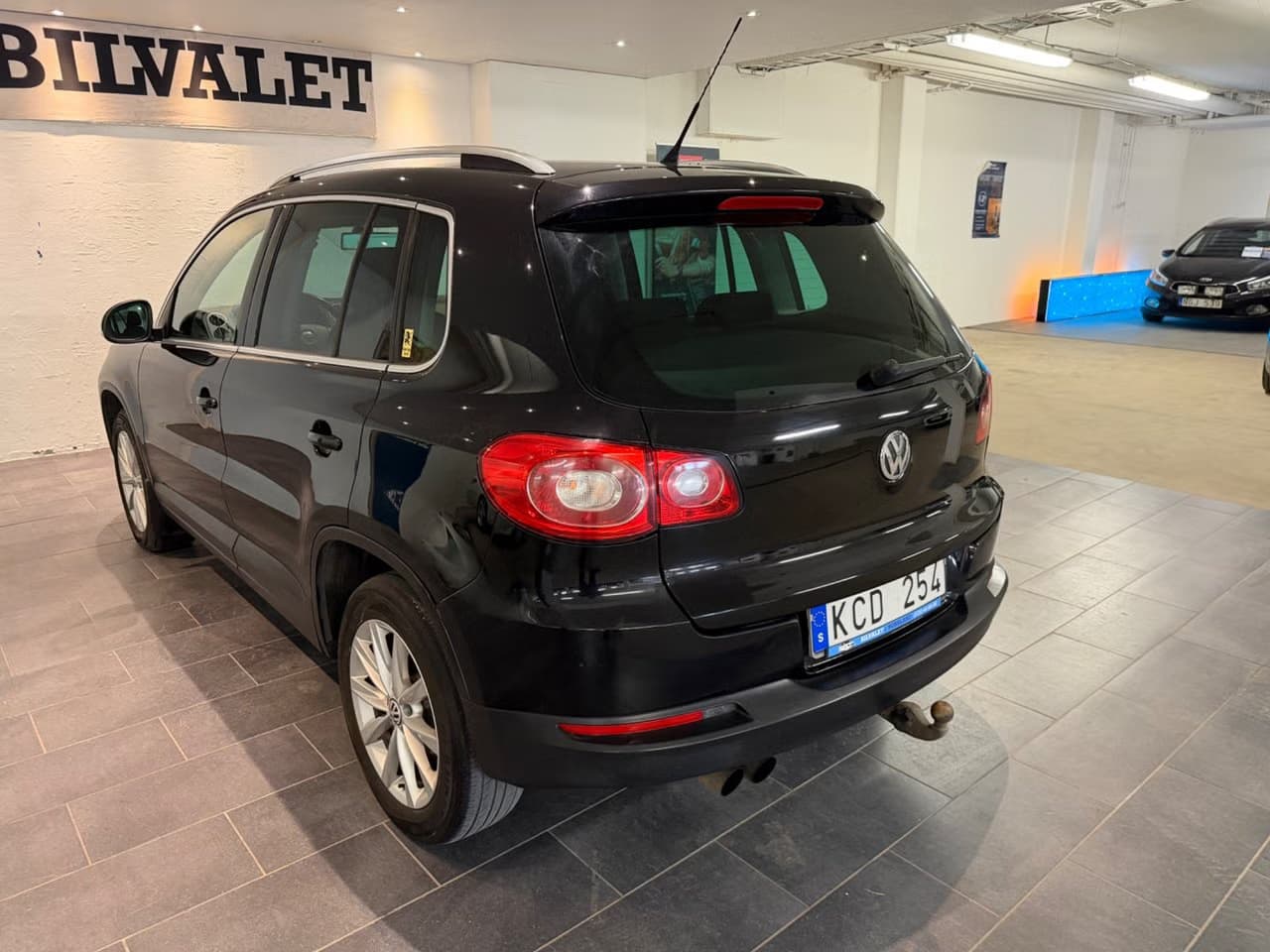 Volkswagen Tiguan — exteriörbild 4