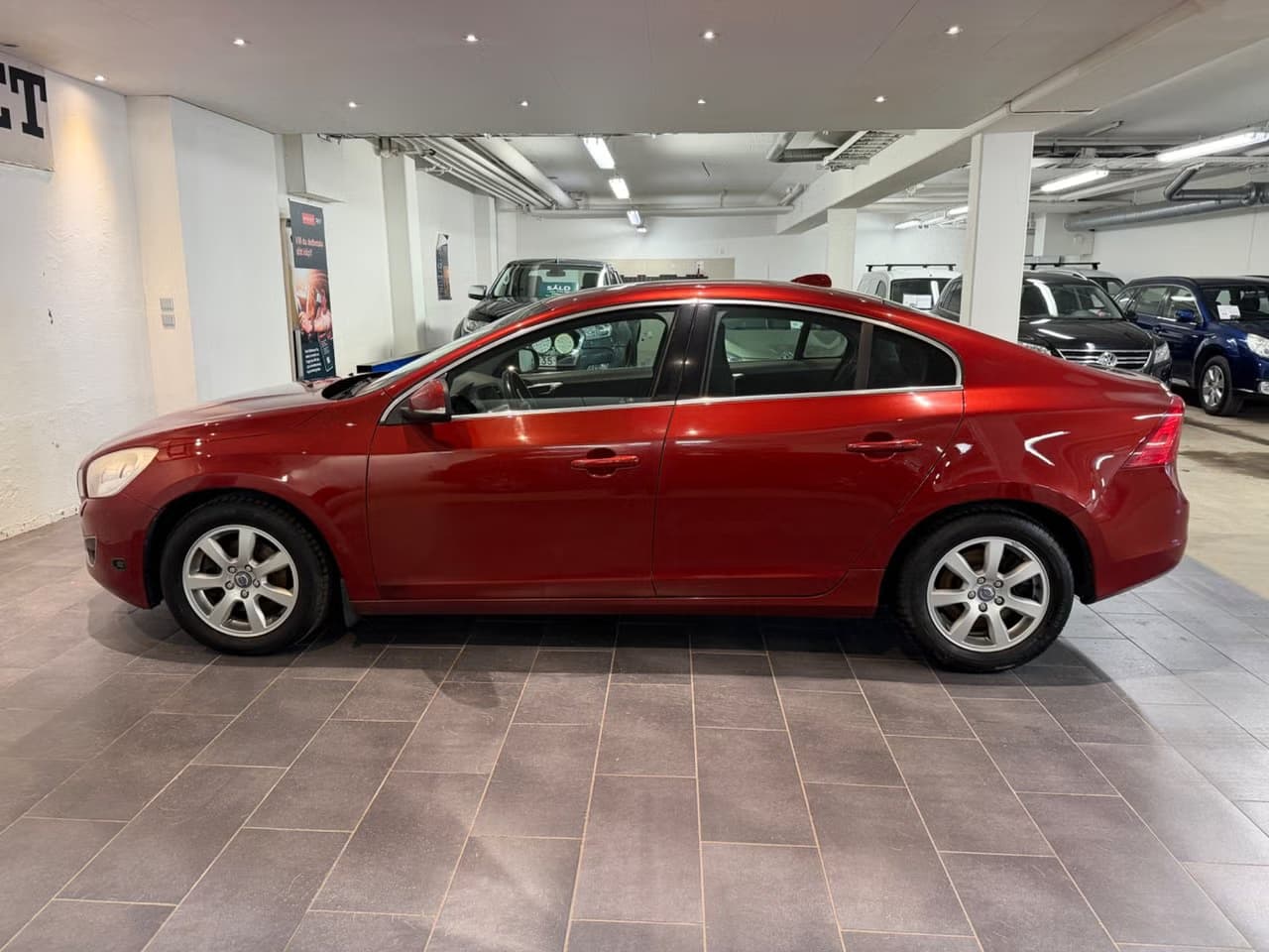Volvo S60 — exteriörbild 9
