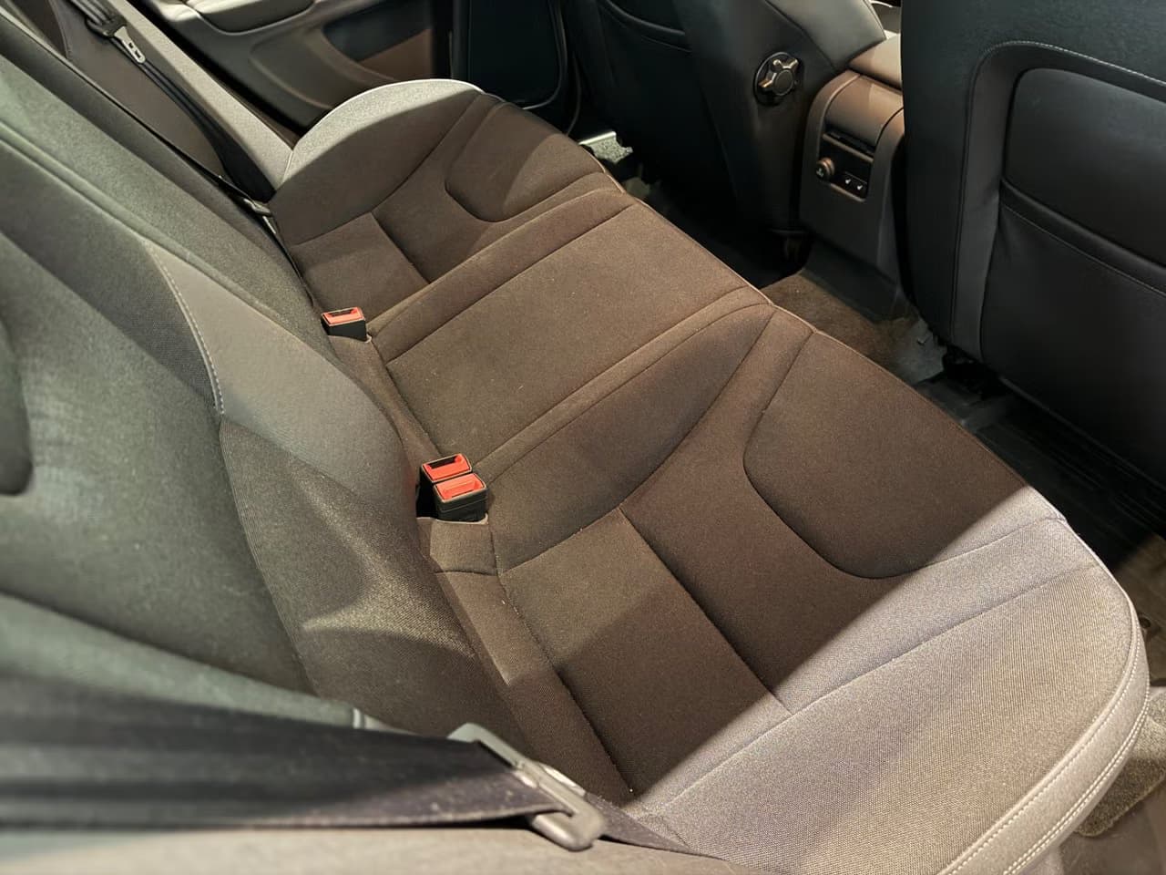 Volvo S60 — exteriörbild 12
