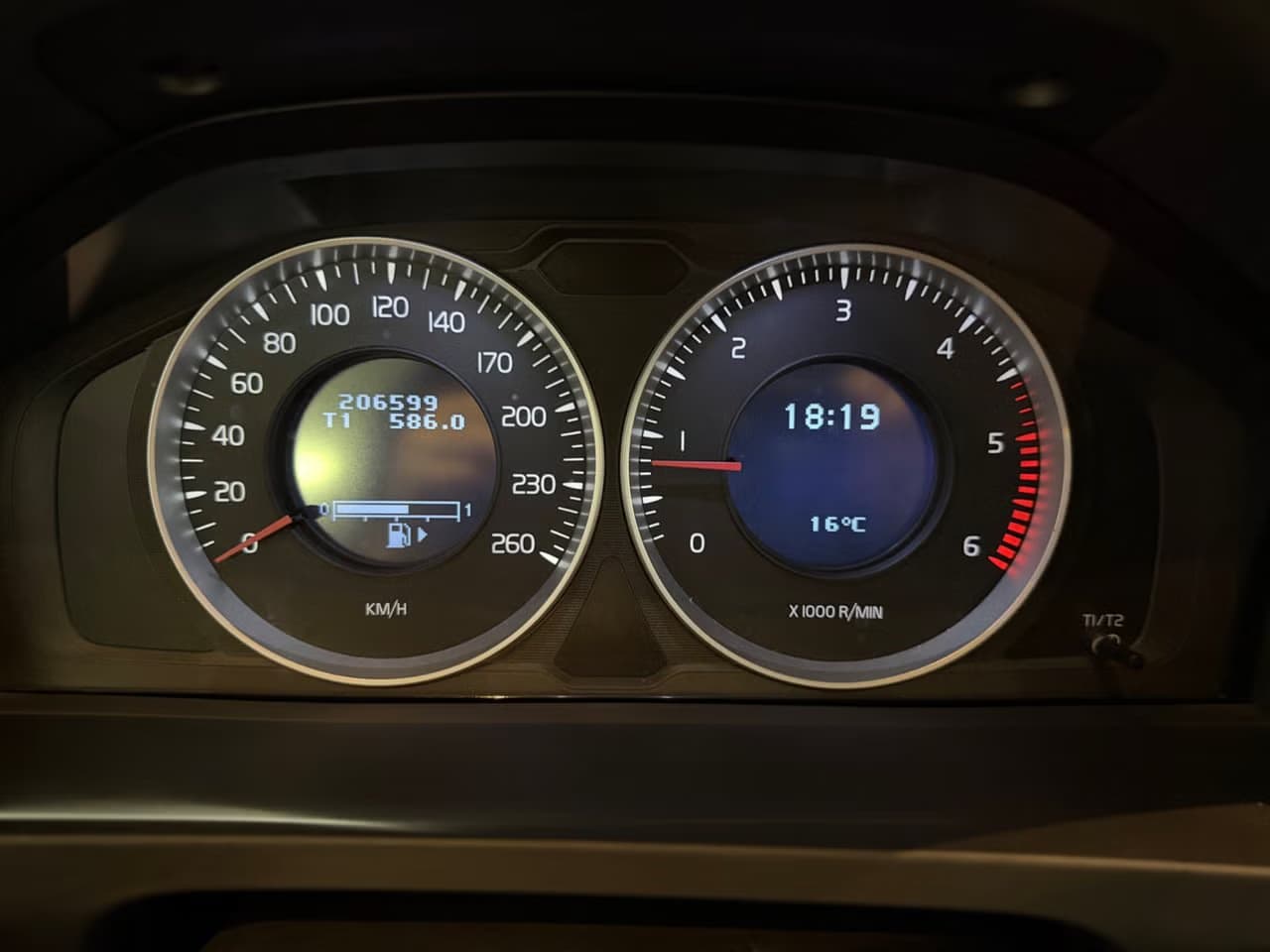 Volvo S60 — exteriörbild 16